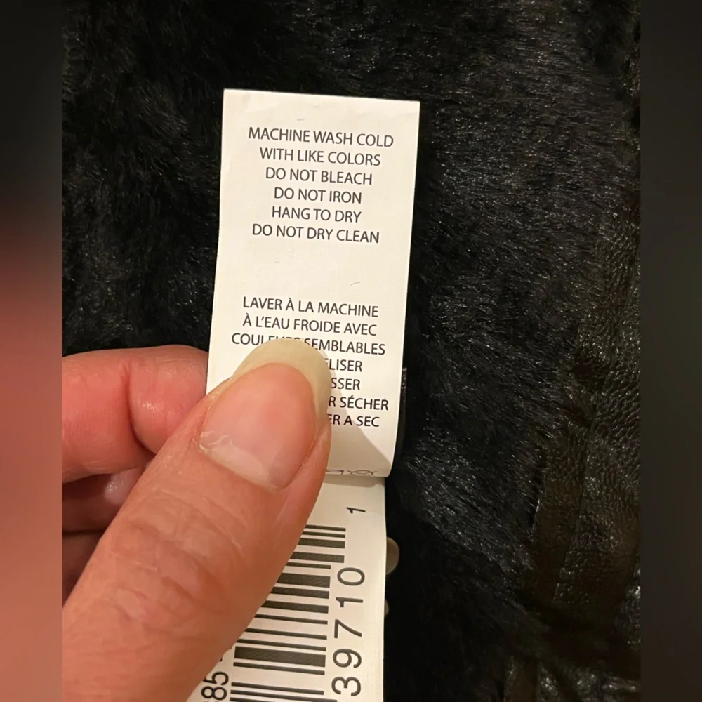 Silver Paw dog puff coat / jacket / apparel faux leather faux fur. Black. Size L - Picture 8 of 12